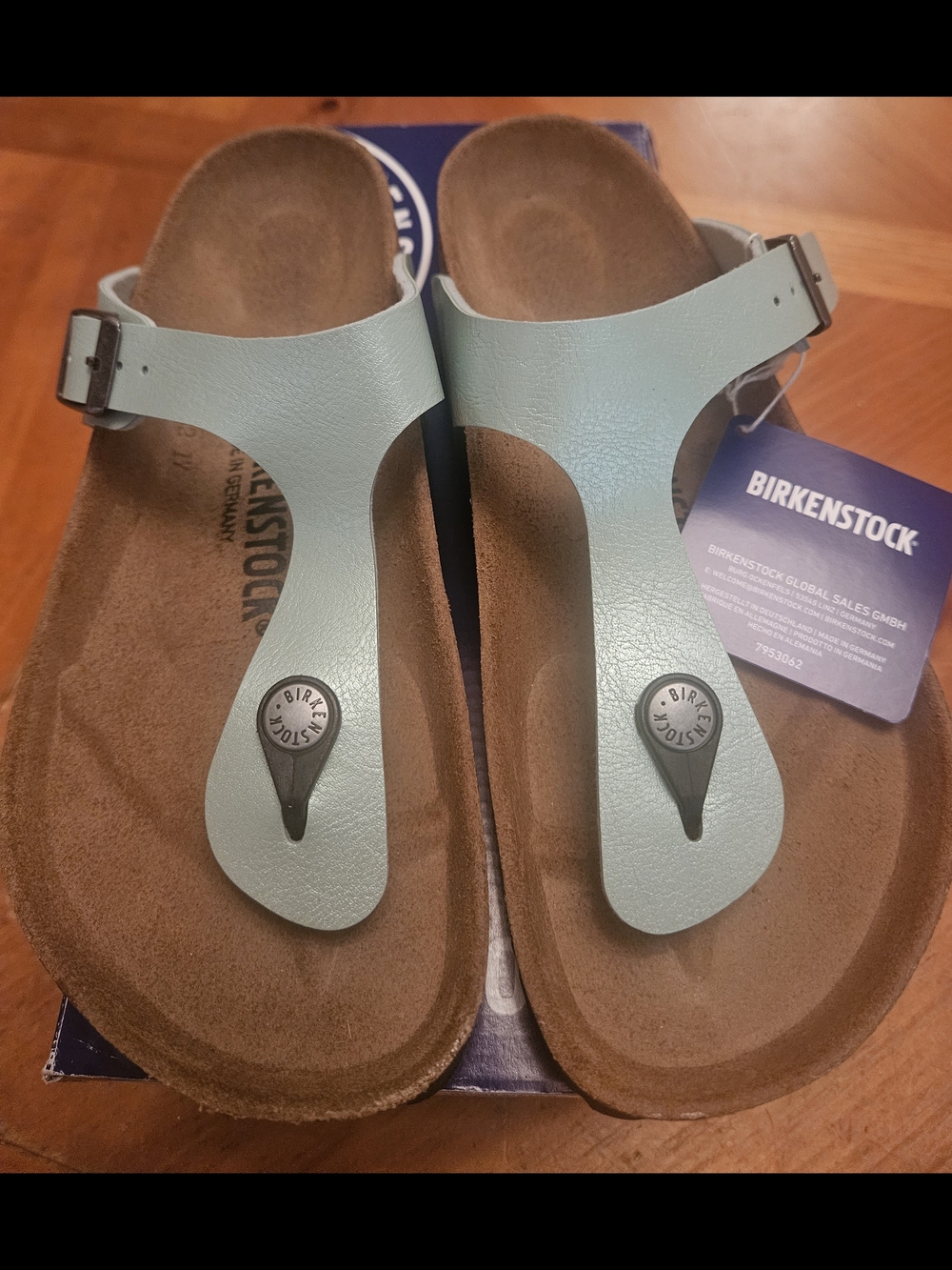 Birkenstock Gizeh Men’s Sandals in Light Blue